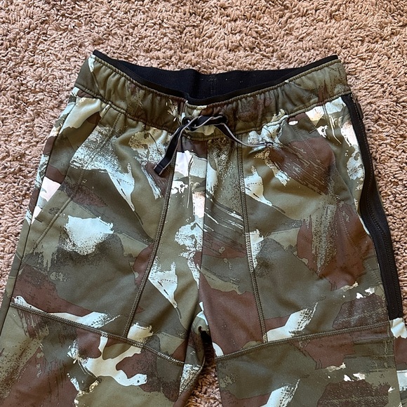 Athletic Works Green Camo Jogger Sweatpants - Picture 2 of 6